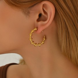 ARAVOP Gold Chunky Hoop Earrings for Women 18K Gold Plated Oval Hoop Earrings Trendy Lightweight Irregular Large Hoops Earring