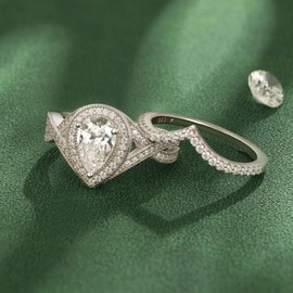 SHELOVES Pear Cut Wedding Engagement Rings Bridal Set for Women Cubic Zirconia 925 Sterling Silver Sz 5