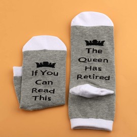 LEVLO Retirement Gifts for Women Retirement Socks If You Can Read This The Queen Has Retired Socks Queen Retired Gift for Her (ANKLE - GREY)