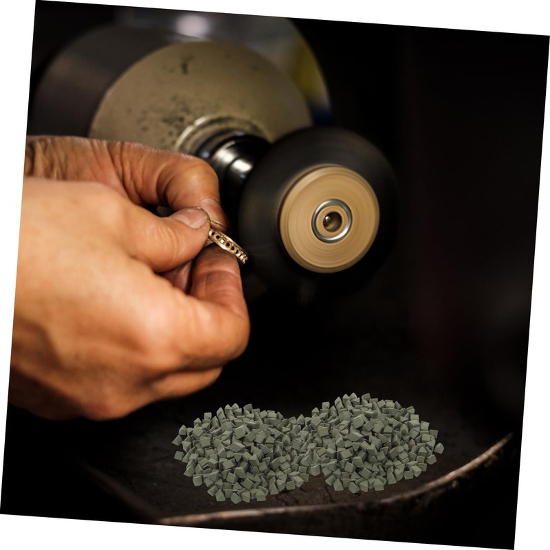 Mobestech 1bag Triangle Abrasive Polishing Media for Projects Buffing Grit