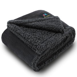 Luciphia Waterproof Blanket for Large Dogs Liquid Proof Furniture Protector Washable Pet Reversible Bed Cover for Couch Soft Sherpa Fleece Cat Blanket for Small Medium Black Small（40" x 28"）