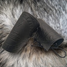 Thajaling Viking Odin Rune Embossed Leather Bracers, Medieval PU Leather Arm Bracers, LARP Gauntlet, Leather Cuff Bracer, Leather Wristbands, Nordic Retro Wristband for Men Women Boy (Black)