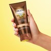 Jergens Natural Glow Instant Sun Tanning Moisturizer + Bronzer, Lightweight