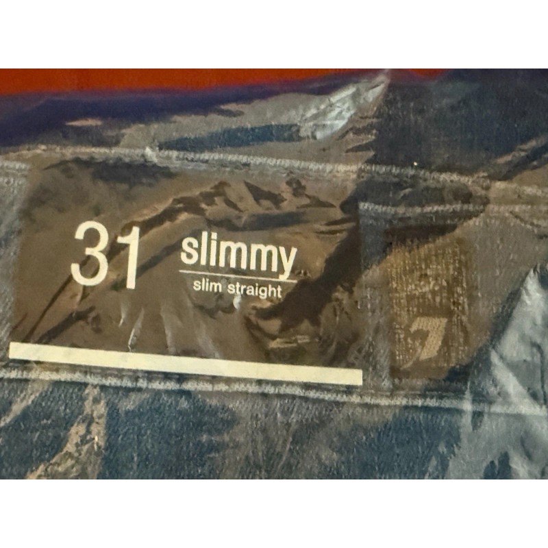 7 For All Mankind $208 7 For All Mankind Slimmy