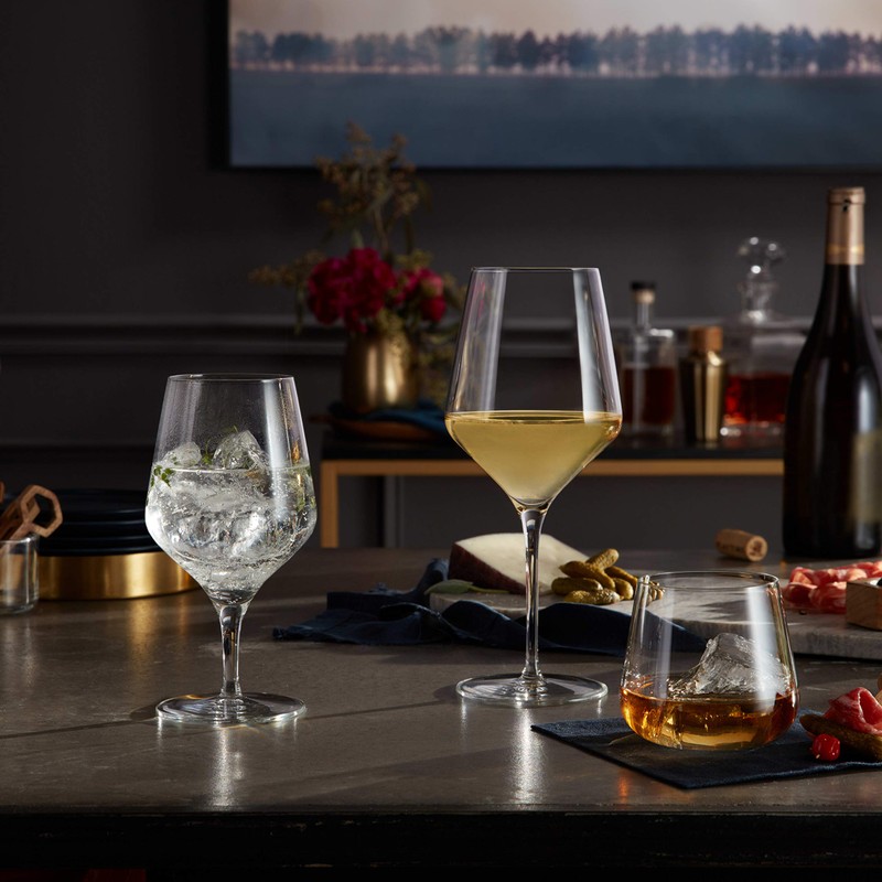 Libbey Signature White Wine Glasses Set of 4, Seamless Long