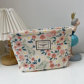 Gidary Floral Cosmetic Bag Makeup Bag Preppy Cute Corduroy Toiletry Bag for Women Travel Essentials (Beige)