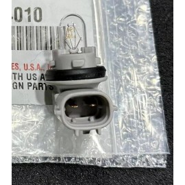 Toyota 95 - 04 TOYOTA TACOMA LICENSE PLATE LIGHT BULB W/ SOCKET HOLDER QTY 1 OEM NEW