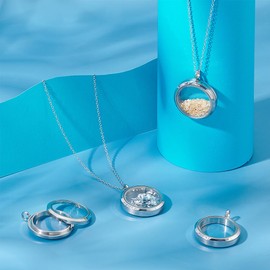 UNICRAFTALE 4Pcs Locket Pendants Stainless Steel Living Memory Floating Locket Charm Crystal Photo Frame Locket Pendants Glass Floating Charm Flat Round Charms for Jewelry Necklace Making