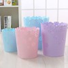 Scakbyer Wastebasket, Hollow Flower Shape Plastic Lidless Wastepaper Baskets Trash