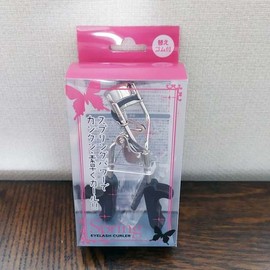 Eyelash Curler (Includes Refill Rubber) G