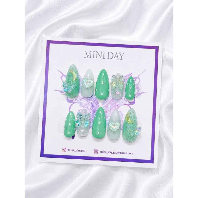 Glazed Mint Handmade Nail Tips - Long Stiletto / 글레이즈