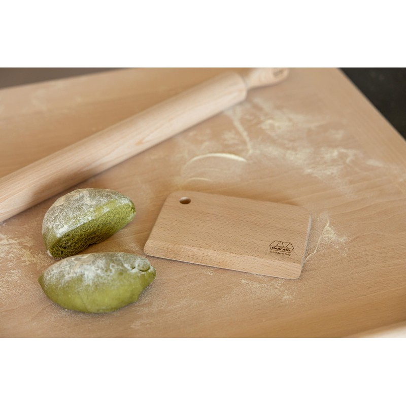 Marcato Wooden Dough Scraper with Side Hole | For Sharing