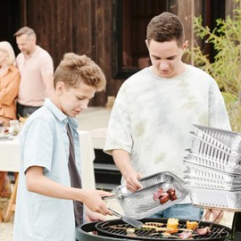 Xinfuquan Aluminium Grill Trays, Large Format, Aluminium Bowls with Lid, Grill Aluminium Bowls, 20 Pieces, 2200 ml/Disposable Bowls Made of Aluminium Foil, Aluminium Foil Bowls Container for Baking,