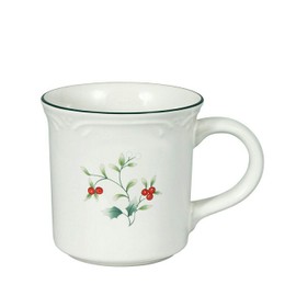 Pfaltzgraff Winterberry Mug, Fine China Dinnerware