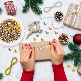 Amentalove 140 PCS Jingle Bells for DIY Crafts,14mm Small Bells for Crafting, Christmas Jingle Bells with 4M Cord, Jingle Bells for DIY Crafting Christmas Decorations and DIY Ornament (Silver Gold)