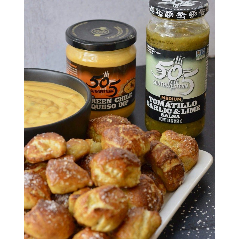 505 Southwestern Tomatillo Garlic with Lime, Salsa (3-16oz Value Pack)