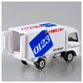 Takara Tomy Tomica No.57 Art Moving Center Truck (Box) Mini Car Toy 3 Years Old