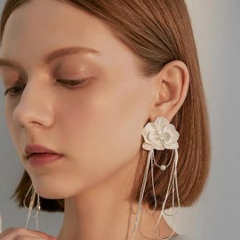 Elarith women's metallic silver flower fringe chain bridal earrings, pearl pendant 925 silver column wedding jewelry gifts