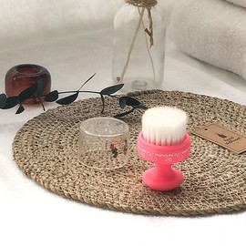 Minnie Mouse Pore Cleansing Brush for Facial Wash Fine Bristles Blackhead Removal Sebum Removal