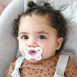 Chicco PhysioForma® Dual Soft One-Piece Orthodontic Silicone Pacifier for Babies 2-6 Months | BPA & Latex Free | Reusable Case | Pearl/Ballet Slipper, 2pk