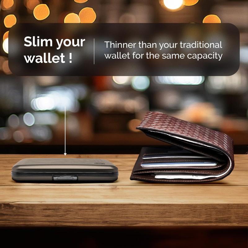 Aluminium Wallet, Large Capacity with Metal Lock, RFID Protection Against