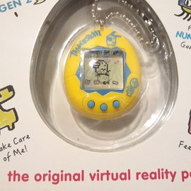 Tamagotchi The Original Yellow/Blue Virtual Reality Pet New In Packaging