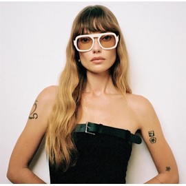 ADE WU Trendy Square Sunglasses for Women,Vintage Fashion 70s Oversized Aviator Stylish Sun Glasses Brown Tortoise Frame Blue Gradient Lense