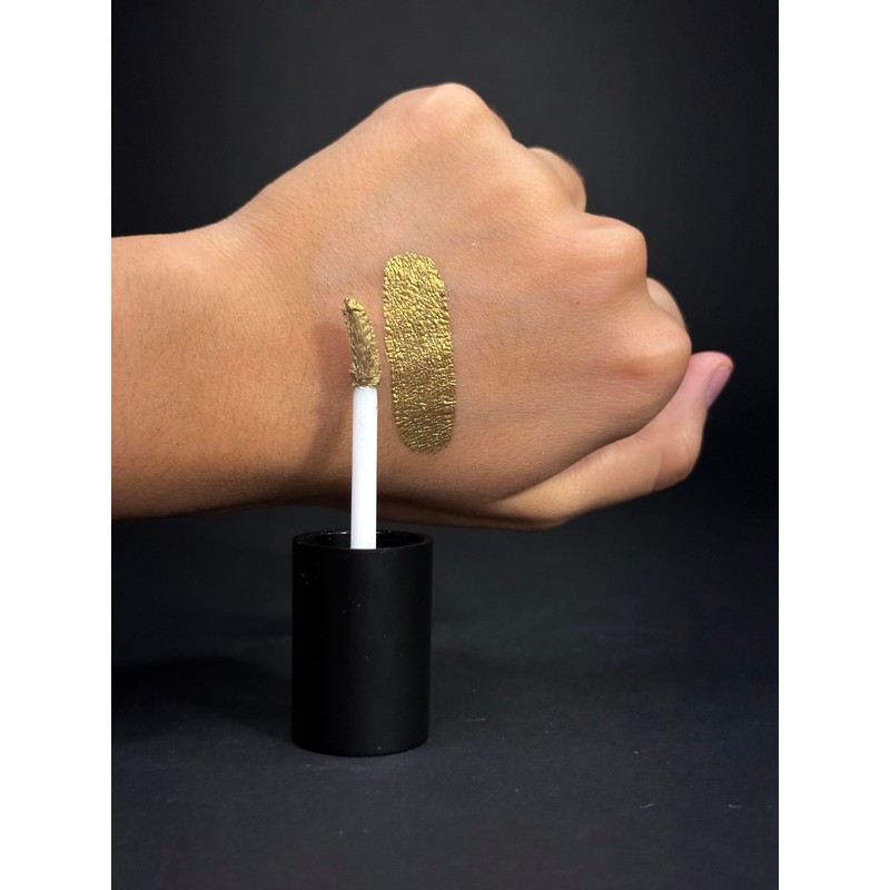 Absolute highlighter by Bianca Makeup (Gold)