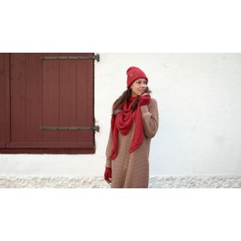 KNIT FACTORY - Sally Triangular Scarf - Women's Knitted Scarf with Wool - Chunky Knitted Scarf - High Quality - XXL Scarf - 220 x 85 cm, baked apple