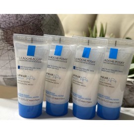 La Roche-Posay 4 La Roche-Posay Lipkar Wash AP+ Gentle Foaming Moisturizing Wash 15 ml N1