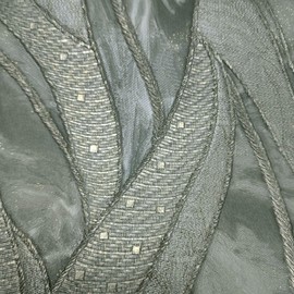 Zambaiti Parati Gray Taupe Gold Metallic Reflection Textured Wave Lines Faux Fabric Wallpaper 3D