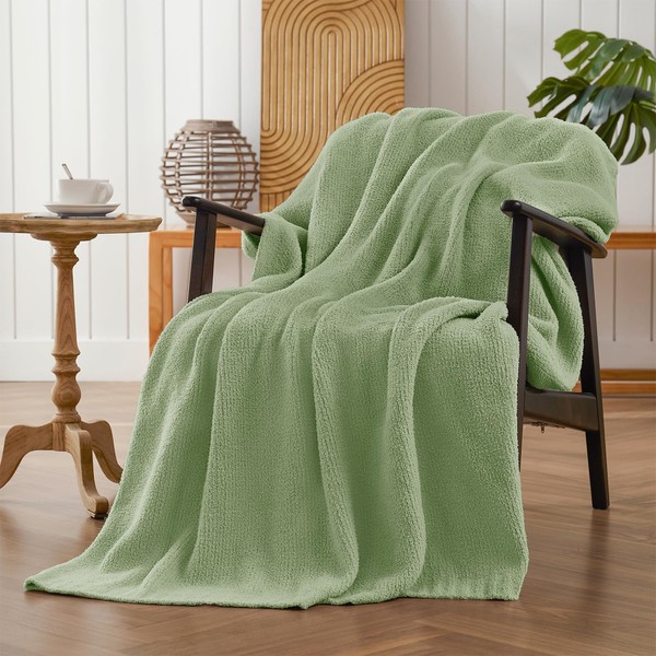 Basic Beyond Green Throw Blanket for Couch, Super Soft Fluffy