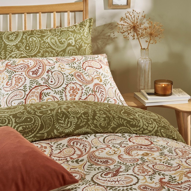 Duvet Day Anika Duvet Cover Set – Reversible Paisley Printed