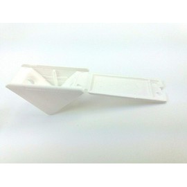 Pack of 14 White Plastic Corner Angle Brackets for Furniture Construction / Repair CEN027