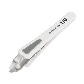 Kai Corporation 119 PC Handle Eyebrow Tweezers Tweezers