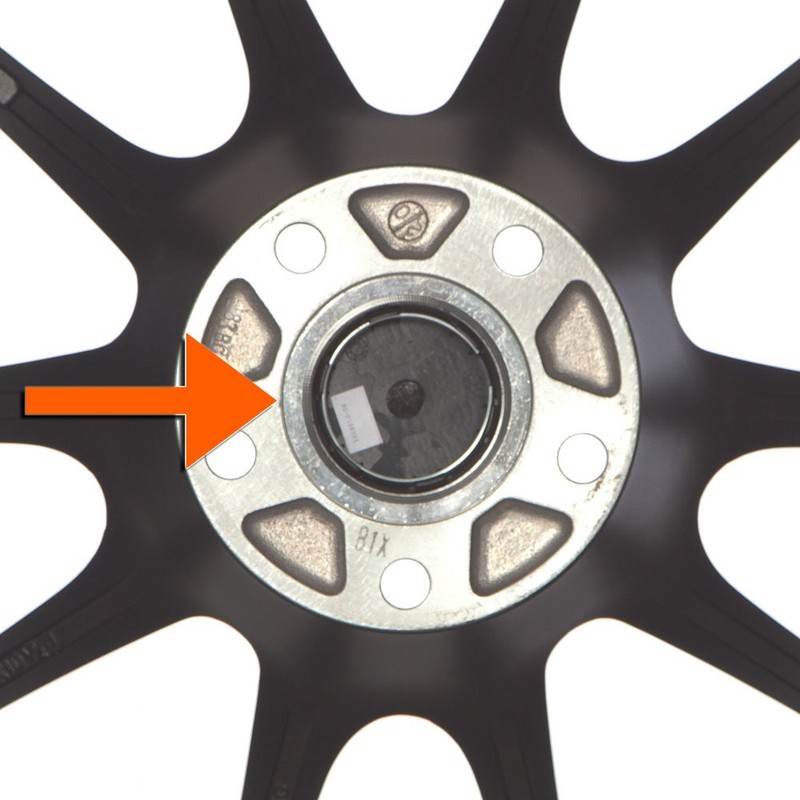 Circuit Performance 73.1mm OD to 54.1mm ID Silver Aluminum Hub