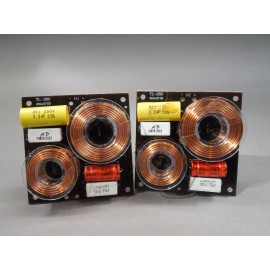 Universal Pair of 12db Crossover 2 Way 300 Watt 8 OHM TL-280