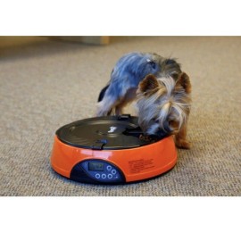 Qpets NIB Programmable Automatic Pet Feeder, for Dog, Cat & Small Pets,Voice Recording