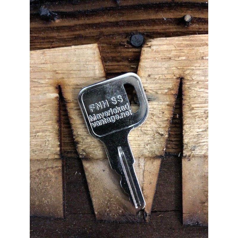 Ignition Keys Hyster Forklift, Lull Telehandler, NH Skid Steer, Upright/Yale