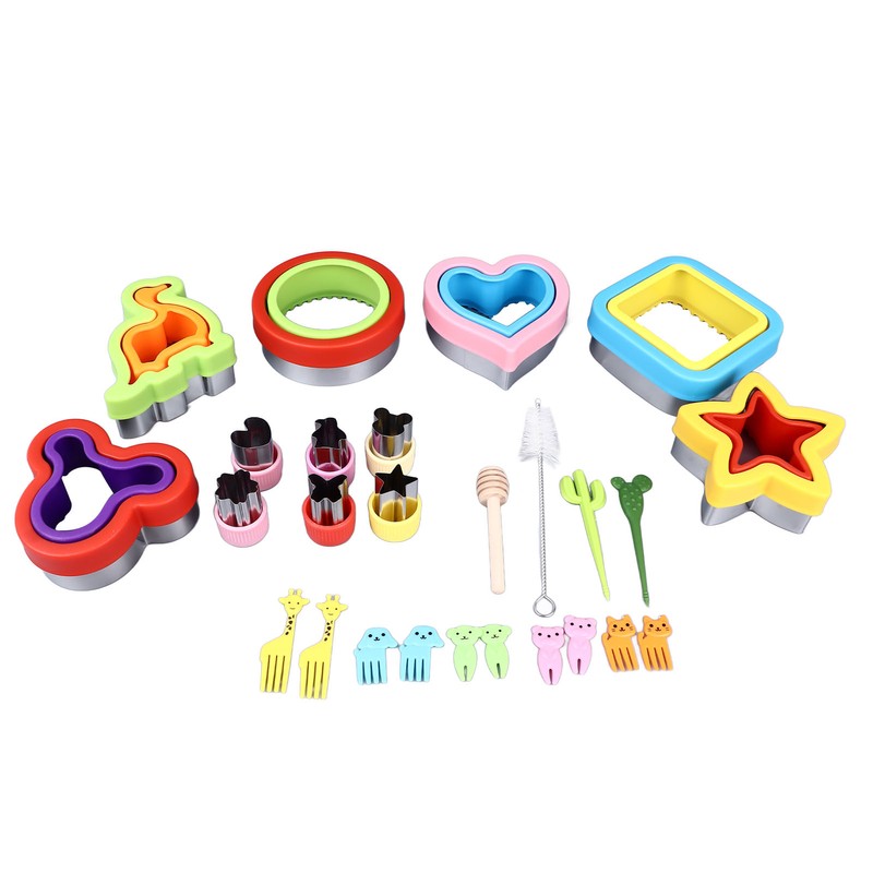 26PCS Sandwich Cutter and Sealer Set Stainless Steel Bread Cookie