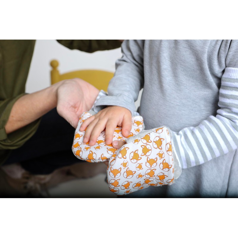 Handsocks Plushy Stay On Strap-Free No-Scratch & Warmth Mittens (Toddler