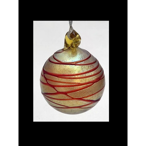 Alcaraz Gold luster Ornament with red Threading Design