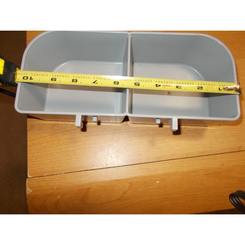 A & H Tool Pet travel carrier cup double for