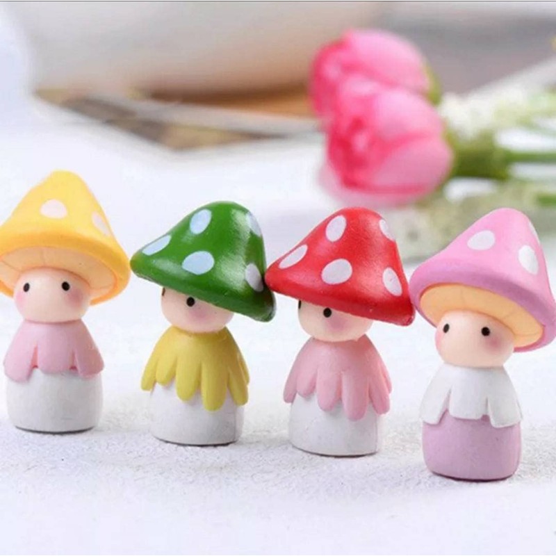 Set of 4 Miniature Mushroom Dolls Terranium Gardening Moss Doll