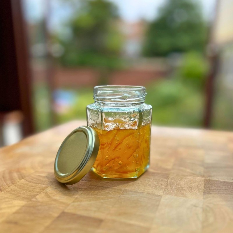 Bramley & Sage 190ml 8oz Hexagonal Jam Jar with Gold