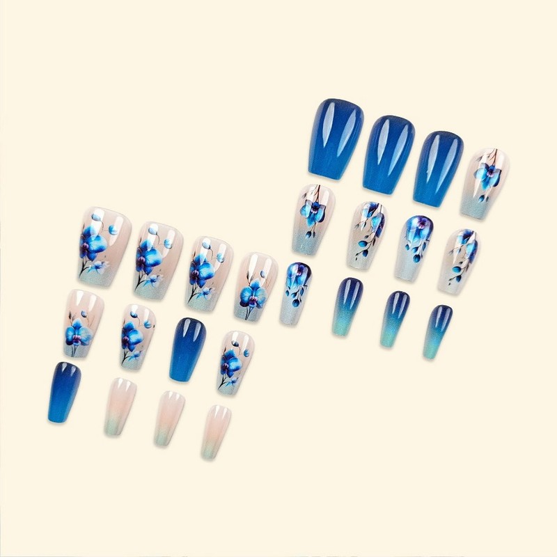 Blue Flower Press on Nails Gradient Fake Nails Medium Coffin