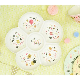 Pearl Metal D-625 Paper Plate Divider Plate Party Home Festa White Width 12.6 x Depth 12.2 x Height 1.4 inches (32 x 31 x 3.5 cm)
