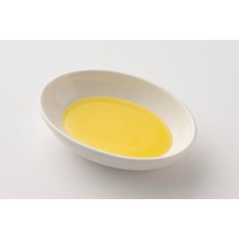 Garlic Butter Sauce - Great for Garlic Bread, Pasta, Potatoes, Fish and Seafood Dishes. Delicious Dipping Sauce and Marinade - Never Hardens Even in Cold Storage - 1.1L bottle