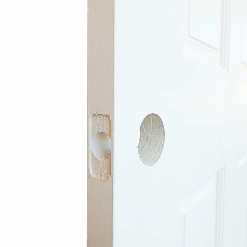 Kimberly Bay Slab 6-Panel Colonial White with Bore Hole 80x18