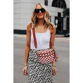 TKWEO Checkered Crossbody Bag for Women Fanny Packs Shoulder Bum Bag Hobo Purses Handbags for Travel (Red)